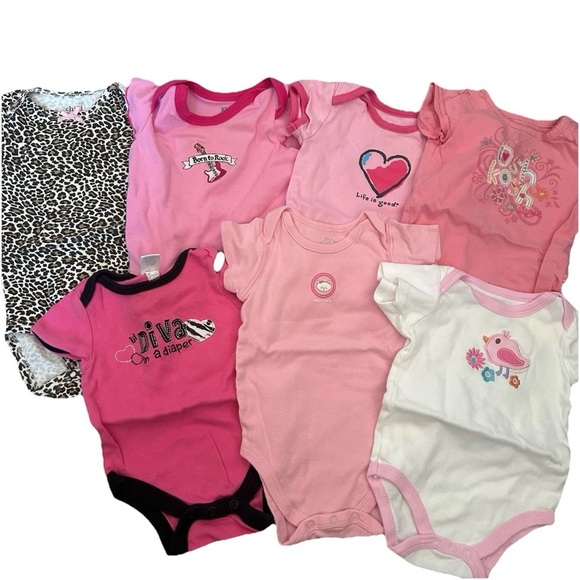 Lot Of 7 Baby Girl Bodysuits Size 3-6 Months - Picture 1 of 9